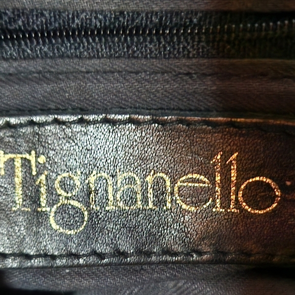 Tignanello Women's Black Leather Stylish Elegant Crossbody Purse Medium - Picture 4 of 5